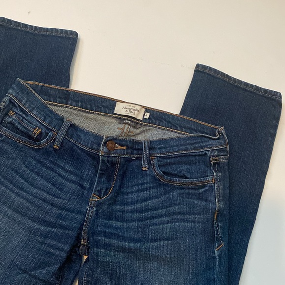 Abercrombie and fitch jeans - Picture 3 of 4